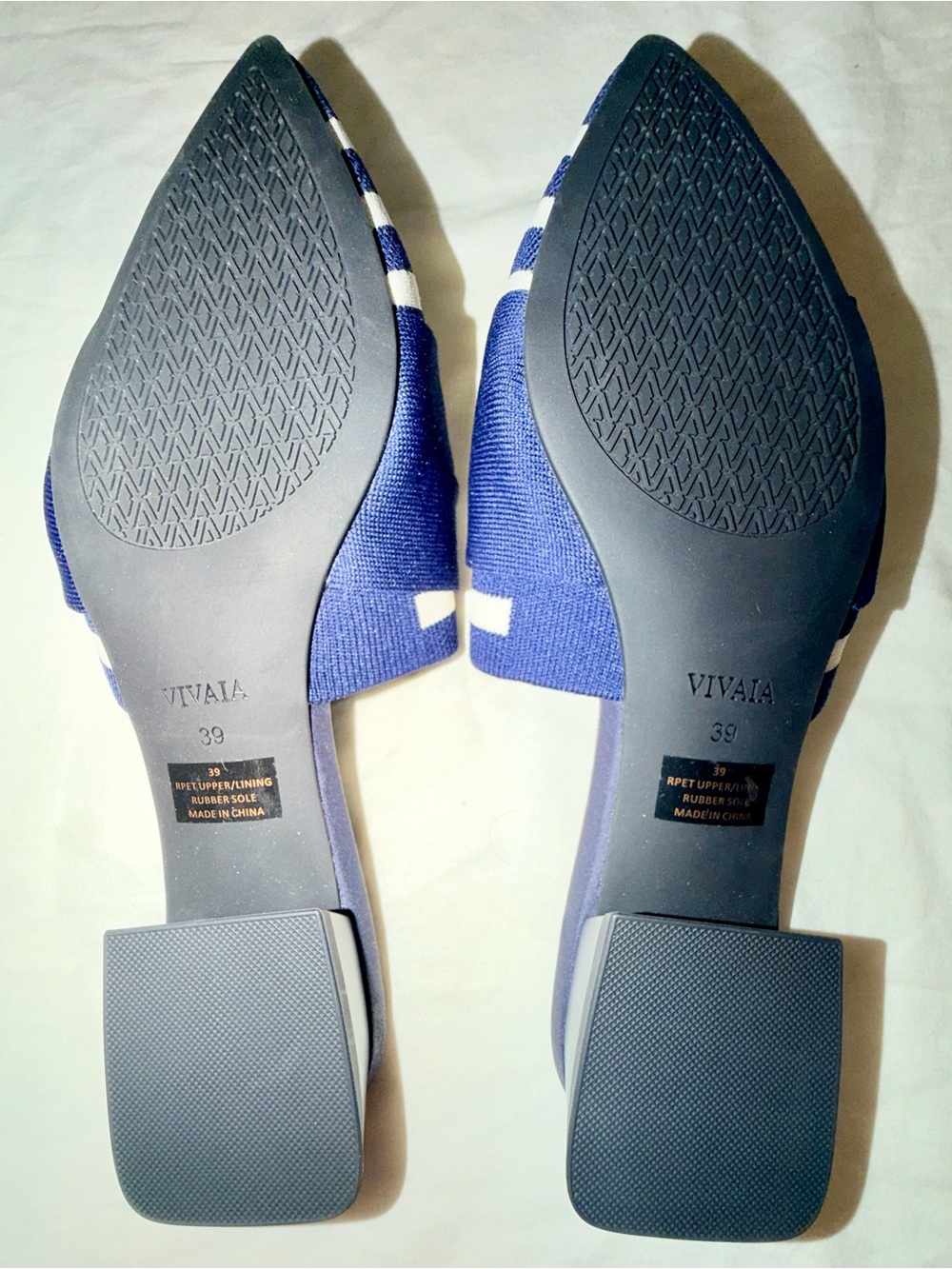 VIVAIA Yaffa Pro Pointed Toe Mules in Navy & White - Picture 3 of 4